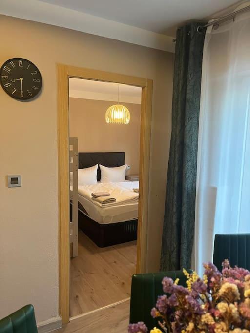 Villa Nadiya App Pool, Parking Torrevieja Eksteriør bilde