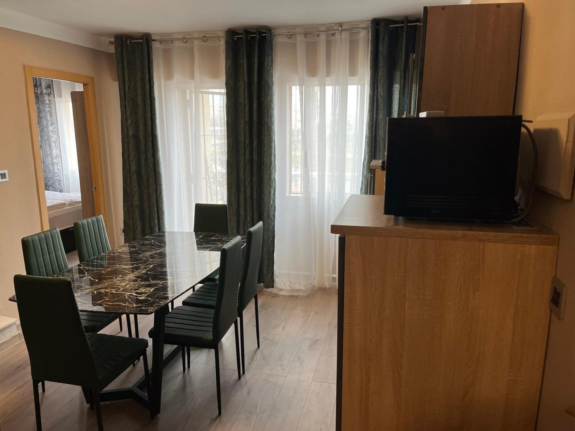 Villa Nadiya App Pool, Parking Torrevieja Eksteriør bilde