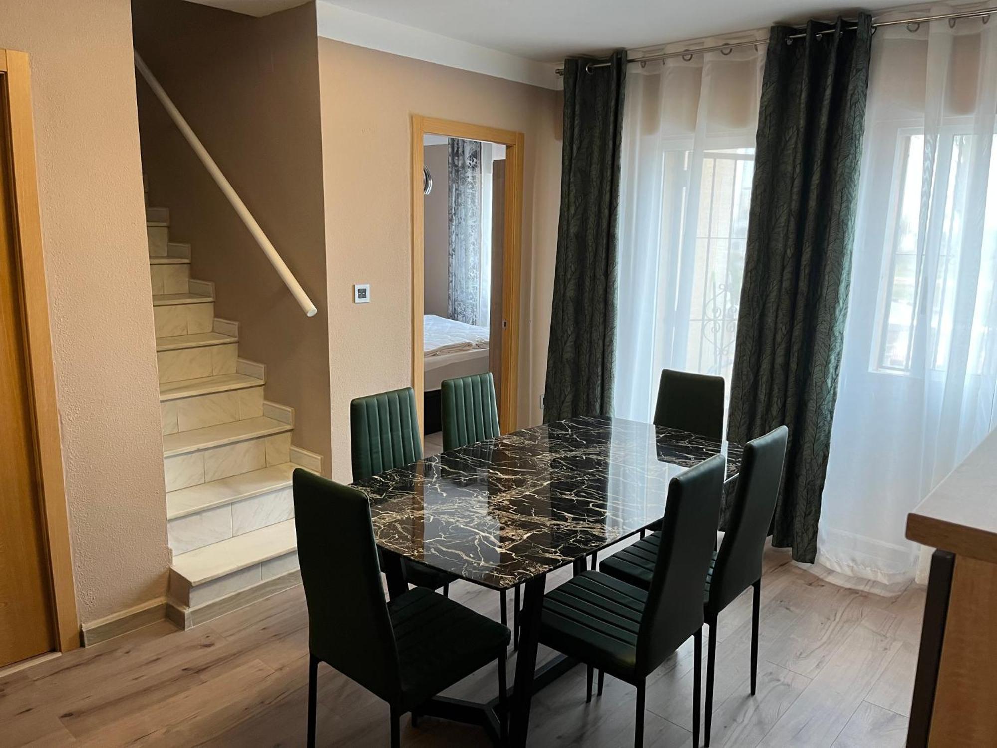 Villa Nadiya App Pool, Parking Torrevieja Eksteriør bilde