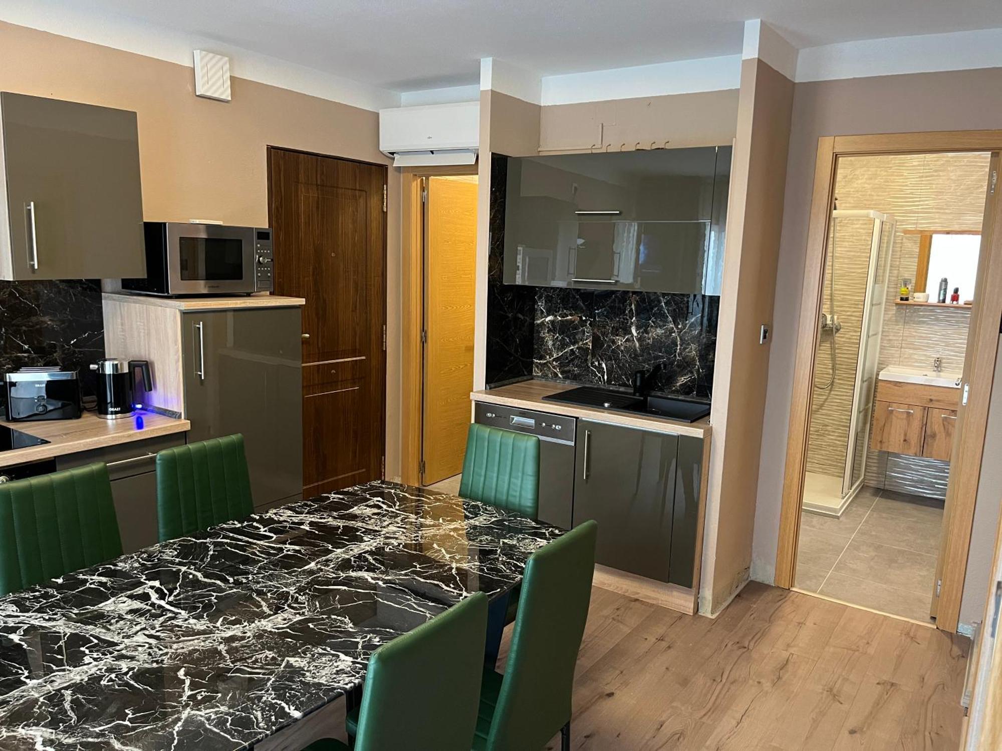 Villa Nadiya App Pool, Parking Torrevieja Eksteriør bilde